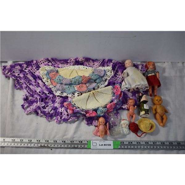 Doilies and Vintage Dolls