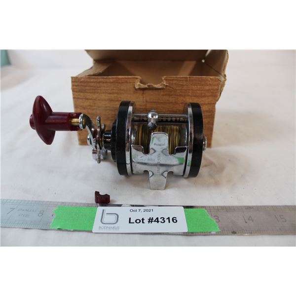 N-762 Trolling reel, broken handle