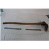 Image 1 : Vintage grub axe