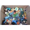 Image 2 : Box of buttons