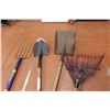 Image 3 : Pitchfork, Rakes, shovels
