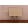 Image 1 : Whiteboard on easel (in box)