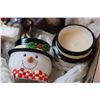 Image 4 : Various snowman decor