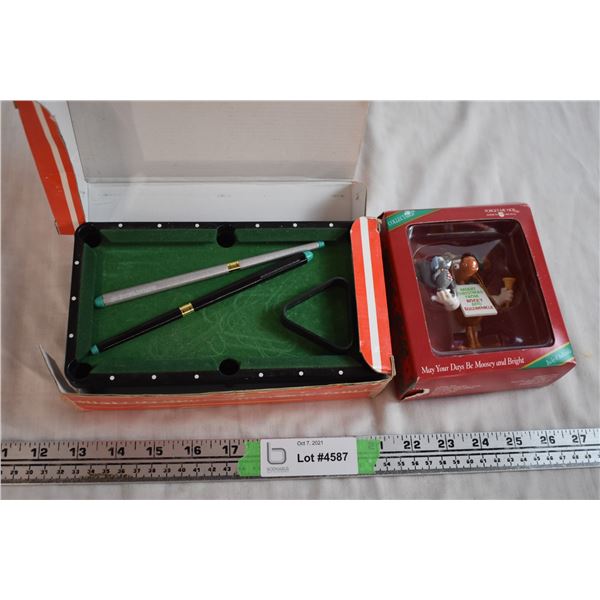 Mini Pool Table and Rocky & Bullwinkle Christmas Ornaments
