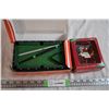 Image 1 : Mini Pool Table and Rocky & Bullwinkle Christmas Ornaments