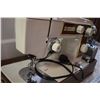 Image 3 : Baycrest Sewing Machine