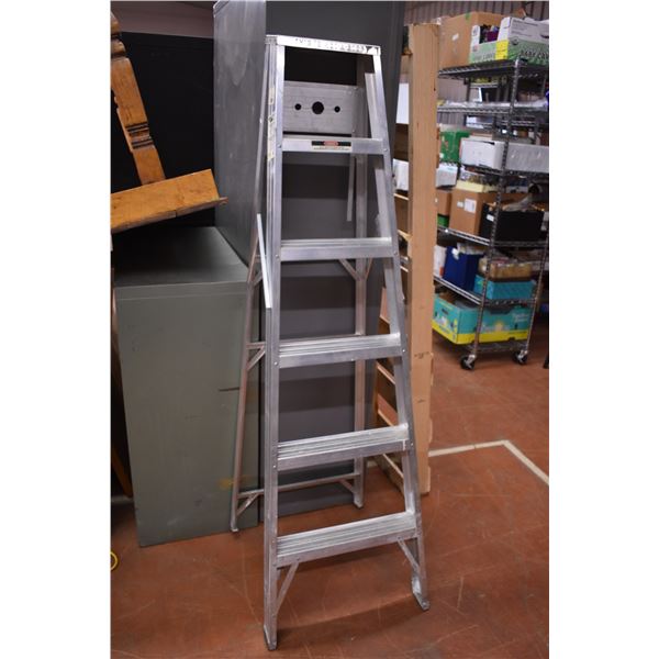 6 Ft Ladder