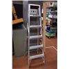 Image 1 : 6 Ft Ladder