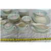Image 3 : Johnson Bro’s Complete 8 Piece Dish Set