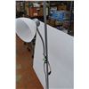 Image 4 : Floor Lamp w/ Bendable Secondary Light