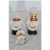 Image 5 : Ceramic + vintage plastic S&P Shakers