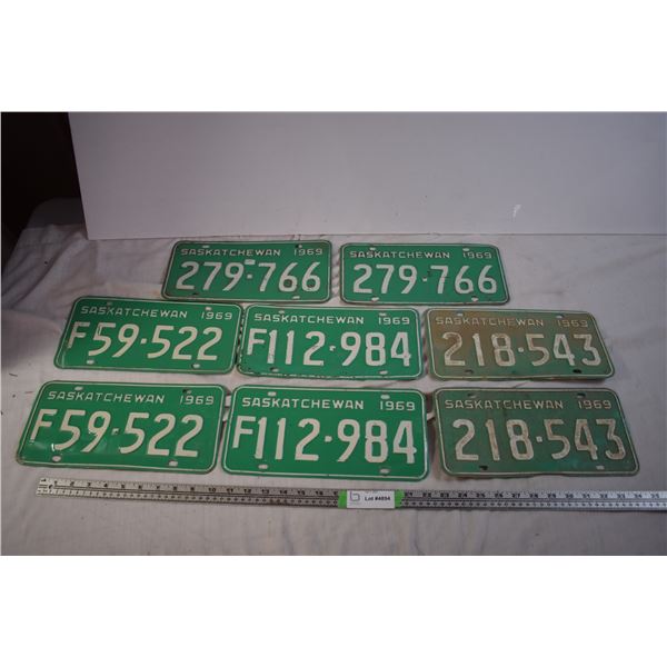 4 Pairs of Matching 1969 Sask License Plates