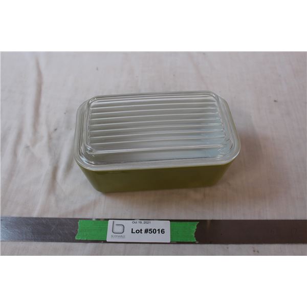 Green Pyrex refrigerator dish with lid