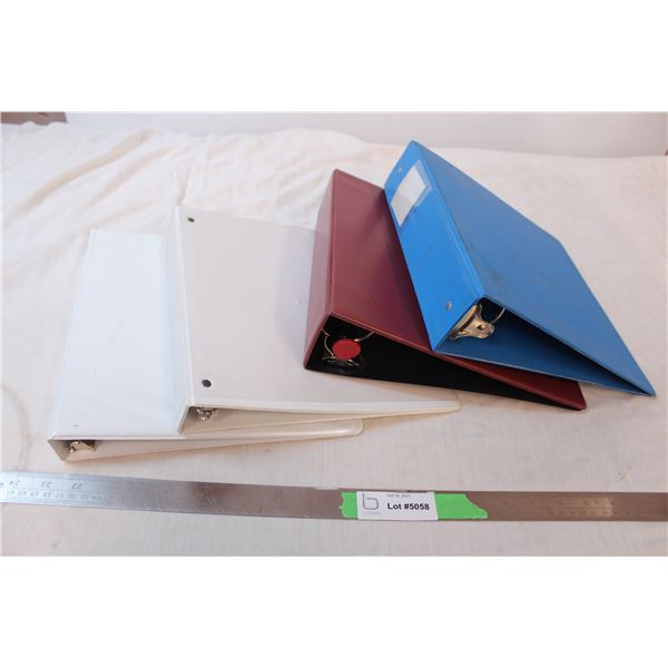 Plastic file folders