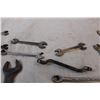 Image 4 : Variety of wrenches