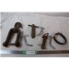 Image 1 : Vintage clevis and pins