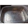 Image 3 : Metal roasting pan, glass casserole dish, ceramic casserole dish