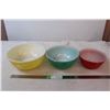Image 1 : Set of 3 pyrex bowls, used