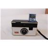 Image 2 : Kodak Instamatic134 vintage camera