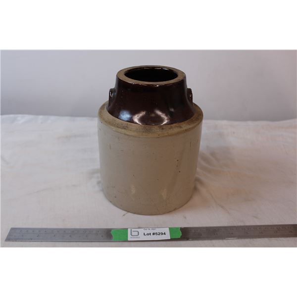 Ceramic crock, missing handle