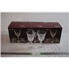 Image 1 : 12 Crystal Wine Glasses