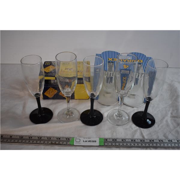 Vintage Keg Camel  lights cigarette tin with separators, Champagne Glasses, 4 glasses & tin