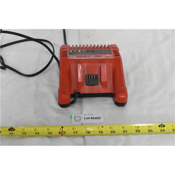 Milwaukee Battery Charger