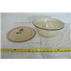 Image 1 : Enamel Bread Bowl & Lid