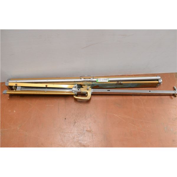 Extendable Screen w/ Legs