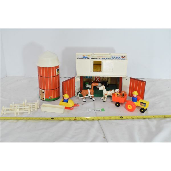 Fisher Price Family Play Farm w/ Extra Animals