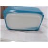 Image 5 : Pyrex butterdish + other pyrex bakeware