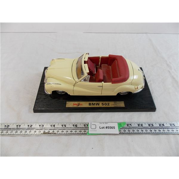 Maisto BMW 502 (1955) model
