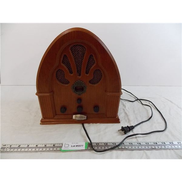 Citizen Mantle Clock (powers on but speaker crackles, has rattle inside)