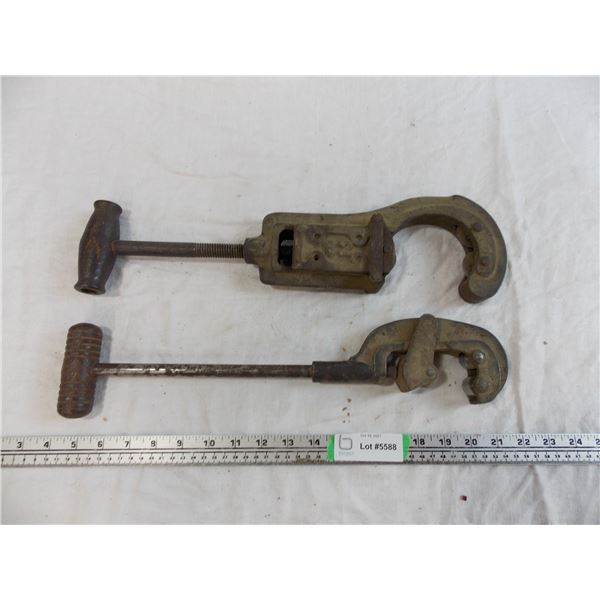 antique cast iron pipe cutters