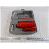 Image 1 : 4-ton bottle jack - in case