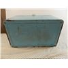Image 5 : Coleman baby blue cooler (missing latch)