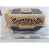 Image 1 : Pet Taxi petmate animal carrier - 18" long