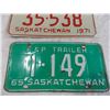 Image 2 : 1965,71 F&P Sask License plates