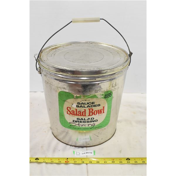 Vintage Salad Dressing Pale