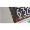 Image 4 : 1931 Farm Truck License Plate PAIR