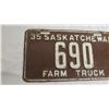 Image 2 : 1935 Sask Farm License Plate