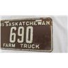 Image 3 : 1935 Sask Farm License Plate