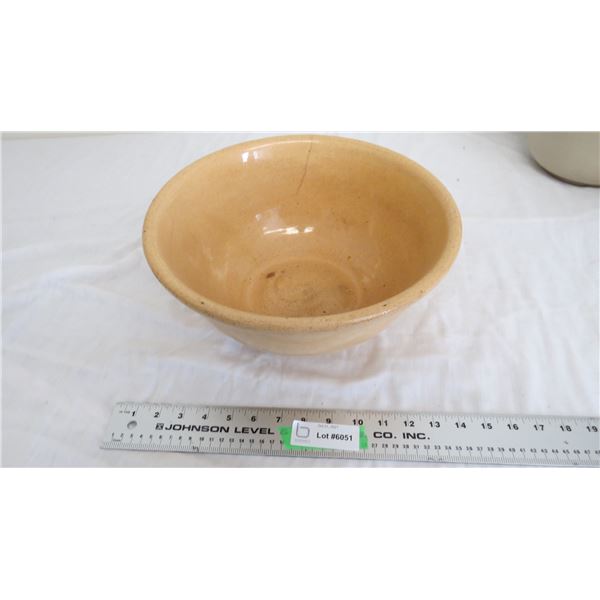 Medalta Potteries Stoneware Bowl (hairline cracks)