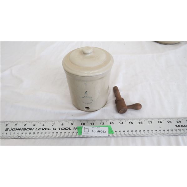 Alberta potteries 1/4gal stoneware crock with lid