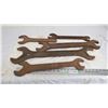 Image 1 : Set of 5 vintage wrenches 1 1/2 - 4" wide