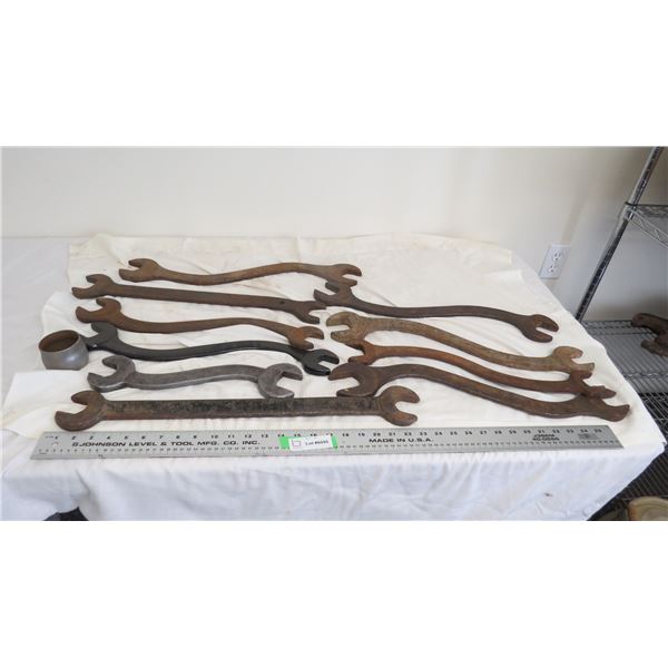 (10) vintage Large wrenches - up to 1 1/2"