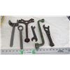 Image 1 : (6) unique wrenches, 3 are IH