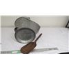 Image 3 : vitage coal pail + scoop