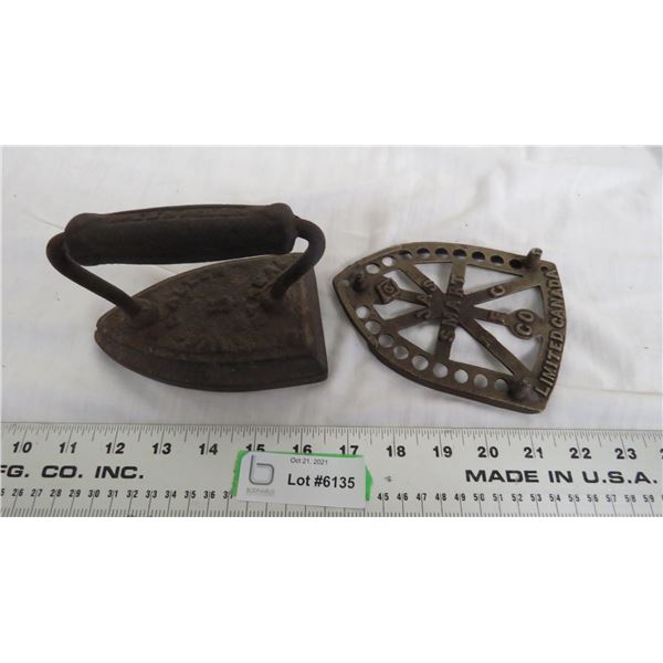 vintage west and allen cast iron Iron + smart trivet