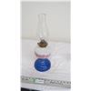 Image 1 : Vintage oil lamp Blue Base + shade